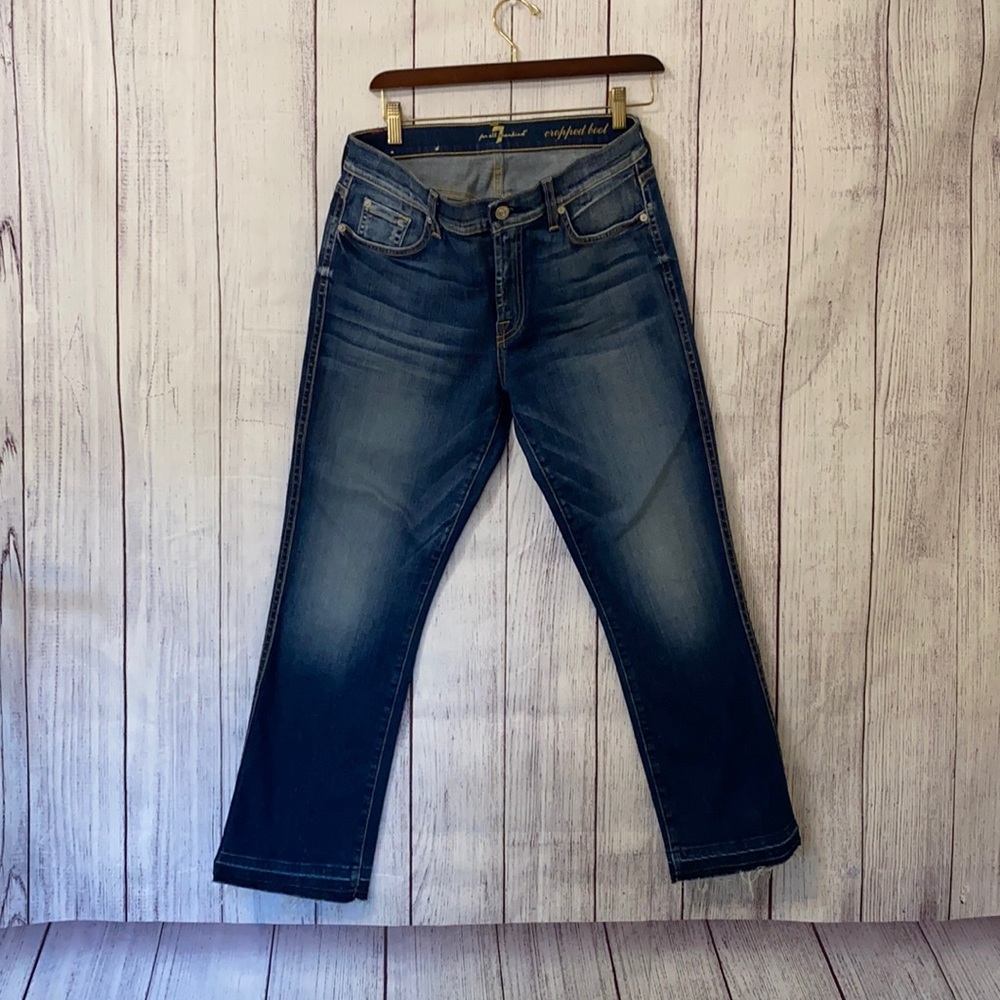 7 for all mankind cropped boot  size 29 jean